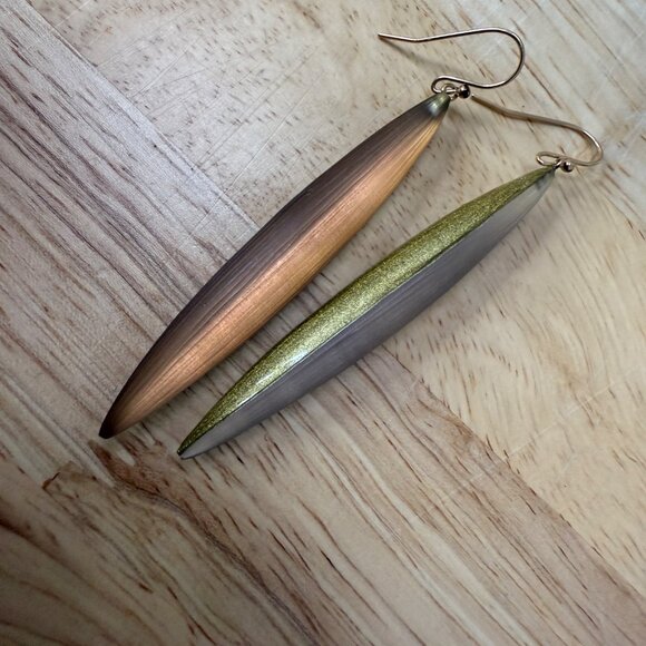 Long Gold-Tone Lucite Dangle Earrings With Fishhook Backs - Picture 8 of 10